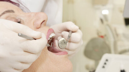 A Lei da Saúde Acessível negligencia questões de cuidado odontológico