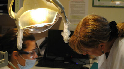 Scatterà ad agosto l'assicurazione obbligatoria per i professionisti