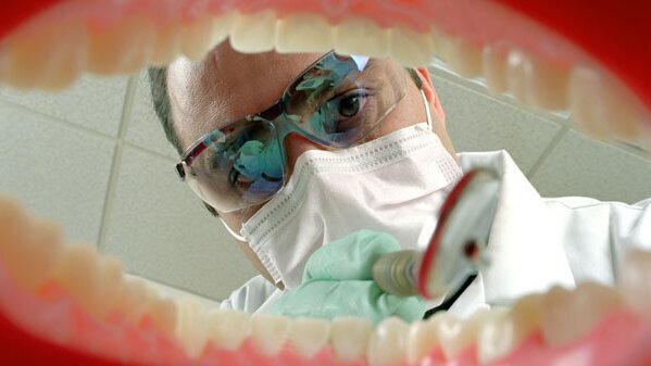 Tandarts uit Assen half jaar geschorst