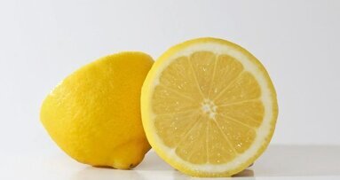 Unikać ataku kwasów!