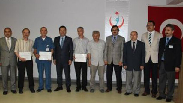 Diş Protez Laboratuvarlarına Sertifika Eğitimi Yapıldı