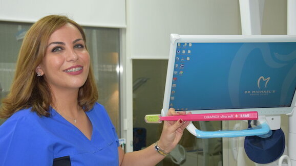 I love it! A personal story by Dubai dental hygienist Raheleh Mahtabpour