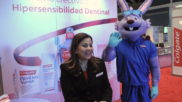 Los programas educativos de Colgate llegan a un millón de niños en el Caribe