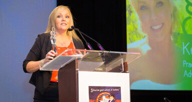 AADOM presents Green Leader Award to Kelli Carter