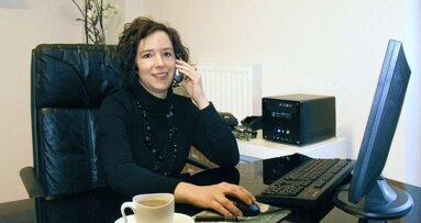 Hude ist natürlich nicht Nabel der Welt …aber der direkte Weg zur EXPRESS Labor Zahntechnik GmbH