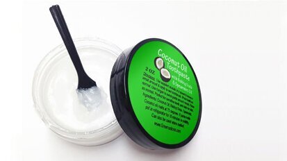 Eerste tandpasta met kokosnootolie