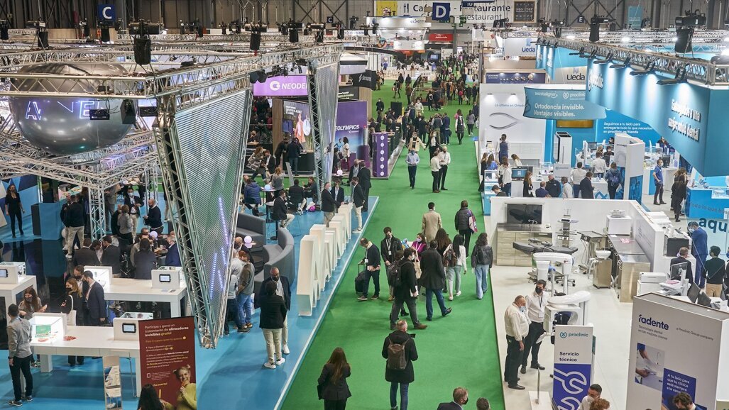 Participación del Consejo de Dentistas y la FDE en Expodental