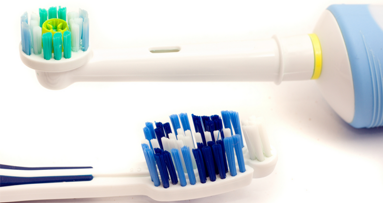 Elektrische Zahnbürsten nur leicht überlegen