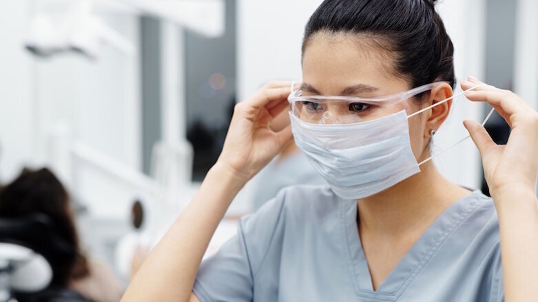 Pandemide Kadın Diş Hekimi Olmak