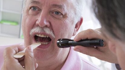 A persistência de infecções por HPV oral em homens aumenta com a idade