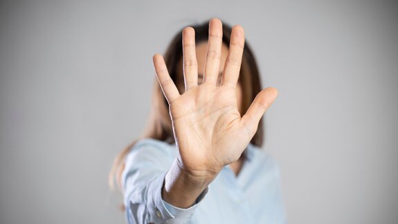 Violenza contro le donne: l’importanza dell’intercettazione precoce in ambito odontoiatrico