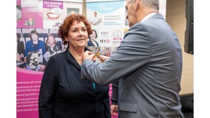 Koninklijke onderscheiding voor NVM-directeur Ellen Bol-van den Hil
