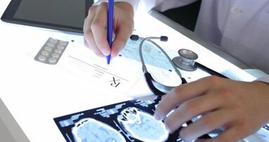 Doença periodontal pode aumentar a frequência das crises em pacientes com epilepsia