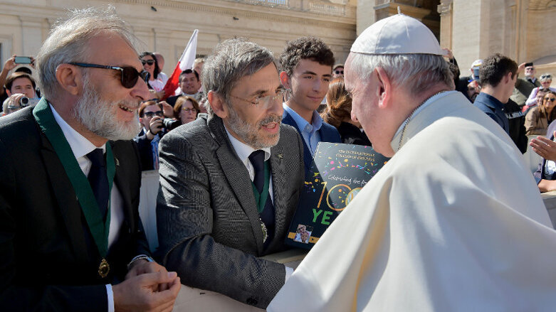 Le pape François découvre le Collège et le centenaire à venir : « Une très bonne initiative »