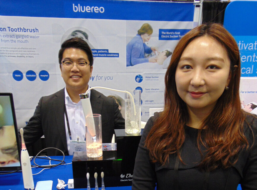 Seungmin Lee, left, and Suryun Baeg of Blureo. (Photo: Fred Michmershuizen/Dental Tribune America)