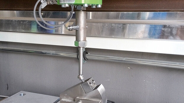 I costi di controllo e l’aumento dell’accesso ai trattamenti per impianti dentali