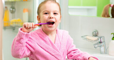 Per conseguire un “sorriso per la vita” l’FDI esorta alla prevenzione