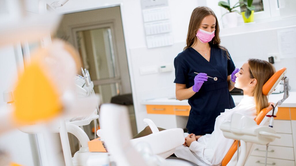 Valutazione critica dell’ozonoterapia in odontoiatria: evidenze da una revisione sistematica di trial clinici