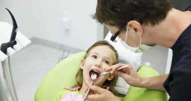 Schweizer Forscher: Erhöhtes Kariesrisiko bei Geschwistern