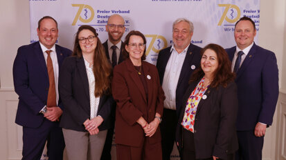 FVDZ-Hauptversammlung wählt neuen Bundesvorstand: Dr. Christian Öttl im Amt bestätigt FVDZ-Hauptversammlung wählt neuen Bundesvorstand: Dr. Christian Öttl im Amt bestätigt