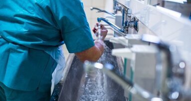 Lançado primeira revista de controle de infecção dentária