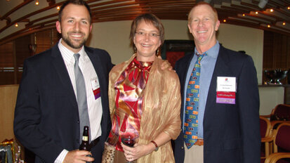 Smiles Change Lives honors volunteer champions Smiles Change Lives honors volunteer champions