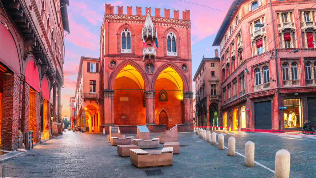 AIOP 2018 - 37th International Congress