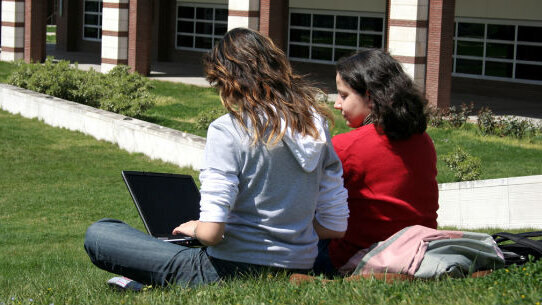 Quanti posti per la laurea in Odontoiatria  nel 2013/14? Lo pubblica la Gazzetta Ufficiale