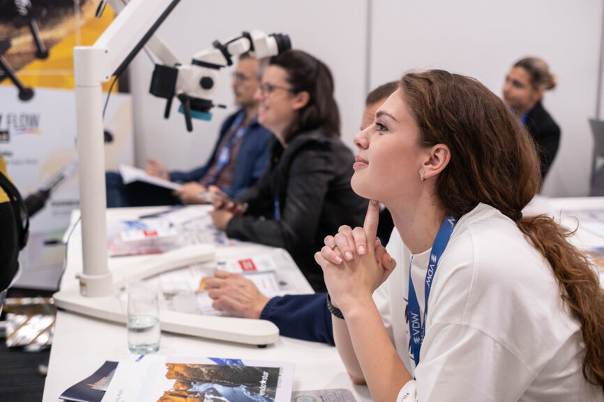 Hands-on courses captured the attention of attendees and brought new procedural possibilities to the forefront.