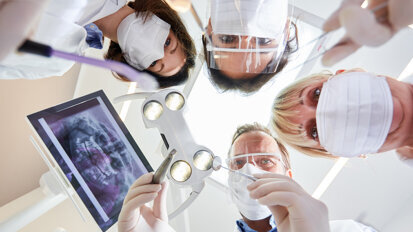 Forschungsprojekt „MFA-ZFA Kompass“ untersucht Fachkräftemangel im Gesundheitswesen Forschungsprojekt „MFA-ZFA Kompass“ untersucht Fachkräftemangel im Gesundheitswesen