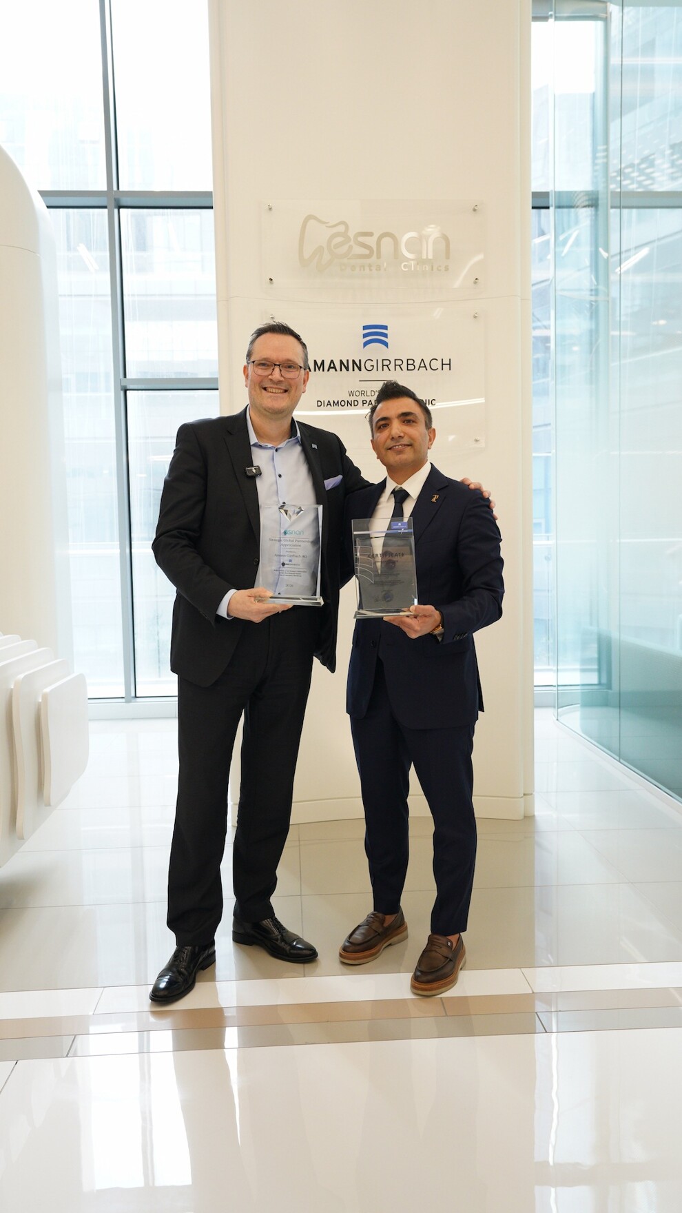 Jürgen Kiesel (left), CEO of Amann Girrbach,  and Zahit Baykus, board member at Esnan Dental Clinics.. 