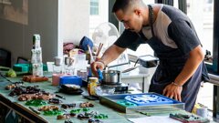 Meer dan tandarts: Đăng-Vũ Đặng – kunstenaar