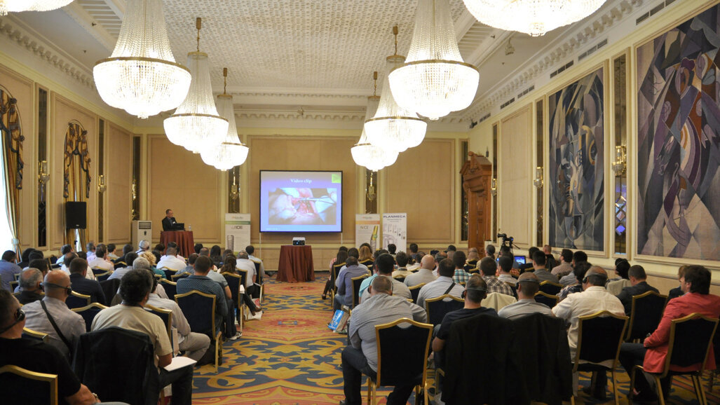 Конференция по имплантология реализира трансфер на знания и умения на чужди и родни специалисти