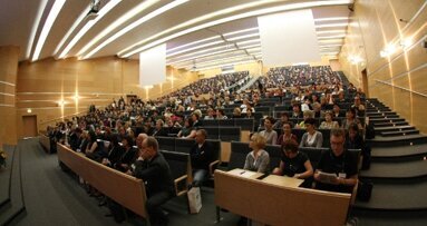 II Międzynarodowa Konferencja Stomatologiczna                                                        MIP Pharma Polska