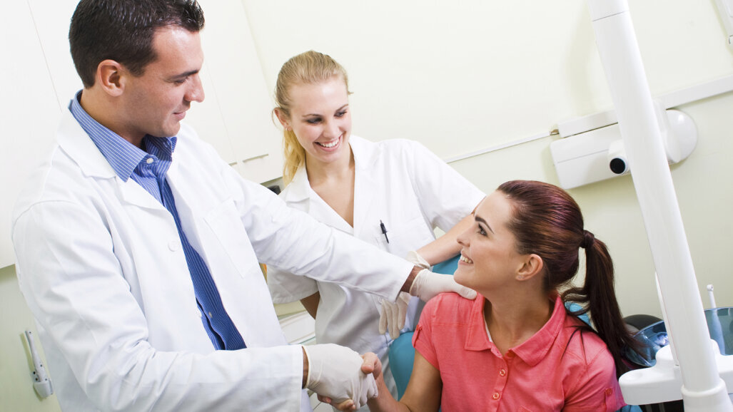 Η παρακολούθηση των ασθενών αποτελεί υποχρέωση του οδοντιάτρου