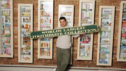 Mit Zahnpasta auf dem Weg ins Guinness-Buch Mit Zahnpasta auf dem Weg ins Guinness-Buch