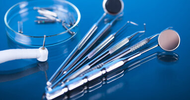 Studentii la Medicina dentara se pot inscrie  intr-un program de schimb cu facultati din Polonia