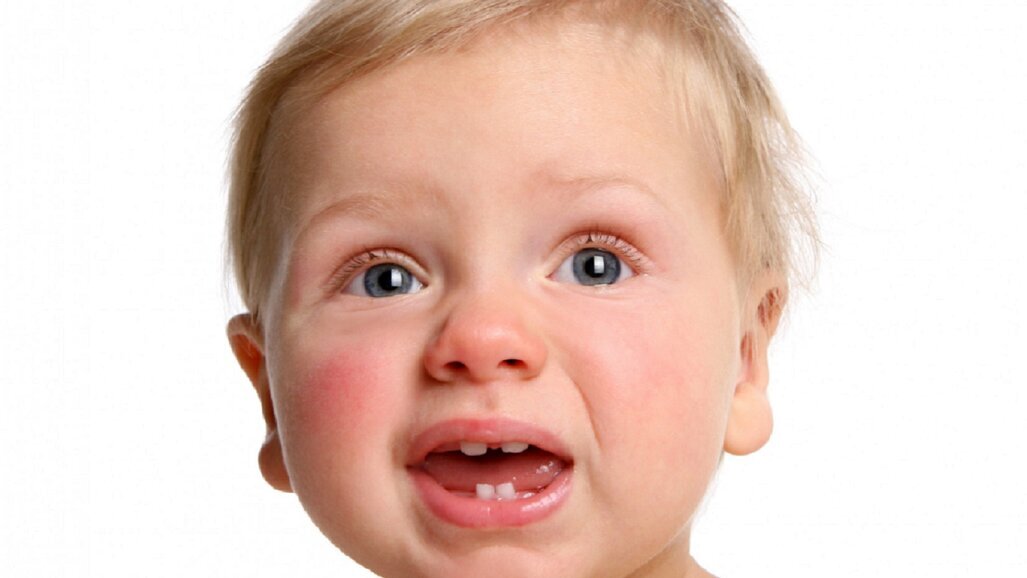 Bezpieczeństwo i skuteczność środków medycznych stosowanych u dzieci podczas ząbkowania