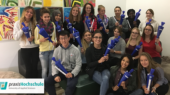 Erfolgreicher Semesterstart an der praxisHochschule
