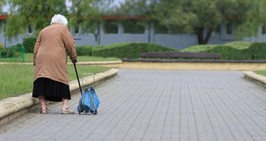 Novo recorde mundial: terceiro molar irrompe em idosa de 92 anos