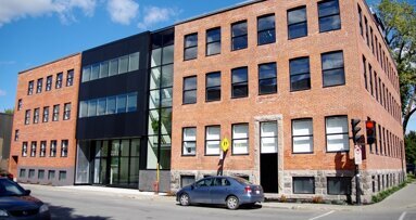 Dental Wings celebrates 10th anniversary