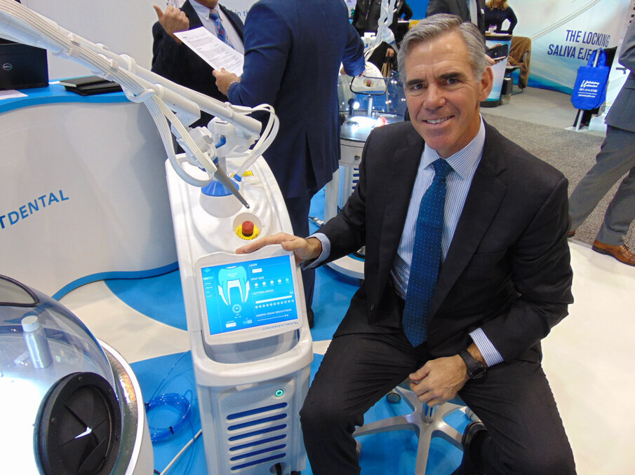 Michael Cataldo, CEO of Convergent Dental, offers a demonstration of the Solea laser running new SW 3.2 software. (Photo: Fred Michmershuizen/Dental Tribune America)