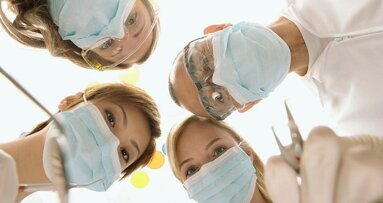 Verdeeldheid over zelfstandig borende mondhygiënist