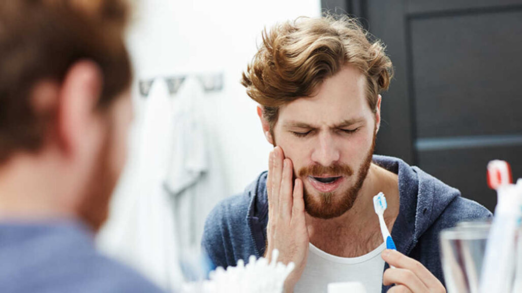 Nový metodický pokyn doporučuje při bolesti zubů nadřadit léčbu antibiotikům