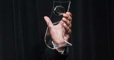 МЕЖДУНАРОДНАТА „УСМИВКА НА ГОДИНАТА 2020“ С ОНЛАЙН ЦЕРЕМОНИЯ