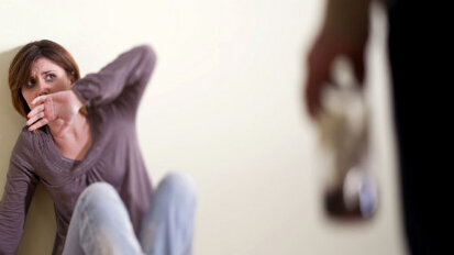 Zahnärzte unterstützen Opfer häuslicher Gewalt Zahnärzte unterstützen Opfer häuslicher Gewalt