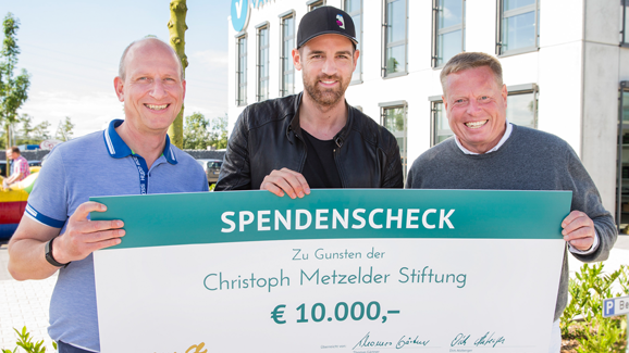 Ex-Fußballprofi Christoph Metzelder bei van der Ven-Dental