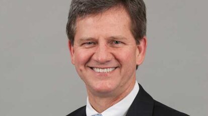 Hinman Dental Society awards $430,000 in scholarships Hinman Dental Society awards $430,000 in scholarships