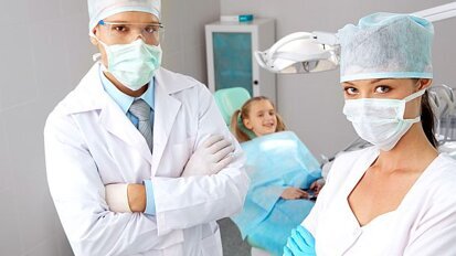 Schippers: mondzorg, kom er onderling uit