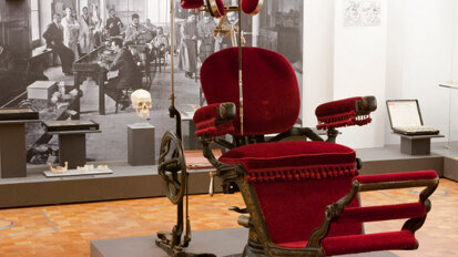 Ausstellung „Mit Biss“ eröffnet